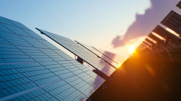 Inversor de corriente para instalación de placas solares en casa unifamiliar.